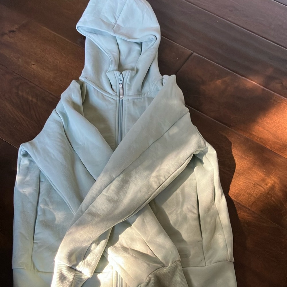 Uni qlo kids hoodie zip up size 9-10